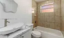 642 E 2nd Ve #A Photo