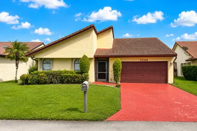 7003 Golf Pointe Circle 1