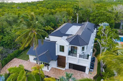 23 Coconut Lane 1
