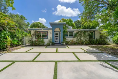 12685 NW Miami Ct 1