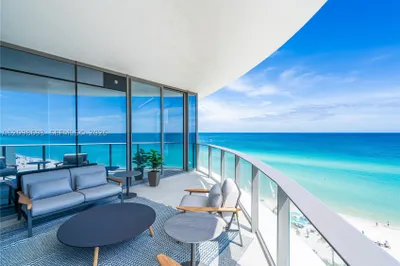 15701 Collins Ave #705 1