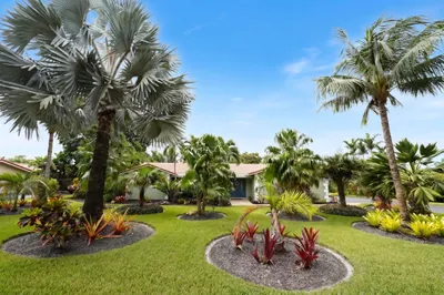 10850 NW 33rd Street 1
