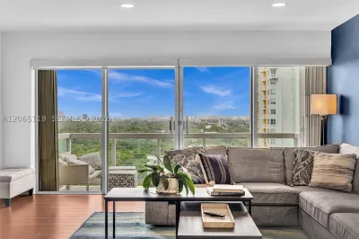 2451 S Brickell Ave #20M 1