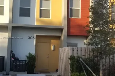 305 Foster Rd 1