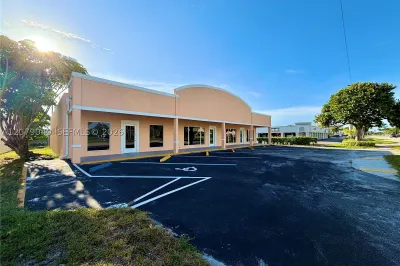 3060 N Federal Hwy 1