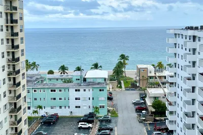1400 S Ocean Dr #1208 1