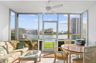 20 YACHT CLUB Drive #104 1