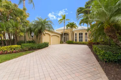 1136 Crystal Drive 1