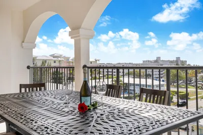 191 SE 20TH Avenue #614 1
