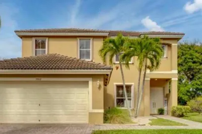 5012 Victoria Circle 1