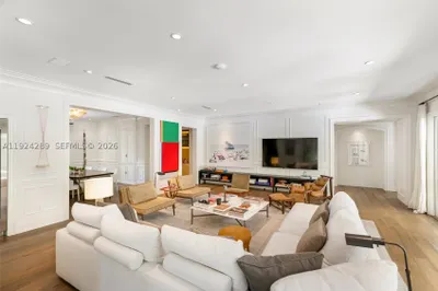 155 San Souci Dr 1