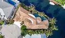 721 NE Lakeview Terrace Photo