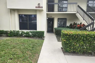 3345 Lucerne Park Drive #3345 1
