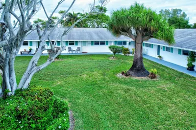 400 SW Golfview Terrace #111 1