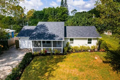 1435 SW 16th Ct Sw 1