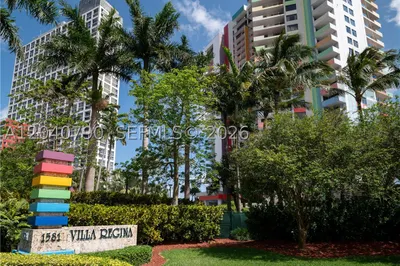 1581 Brickell Ave #PH104 1