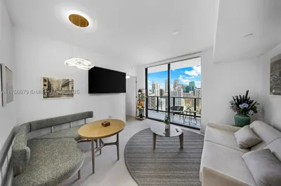 601 NE 1 ave #3508 1