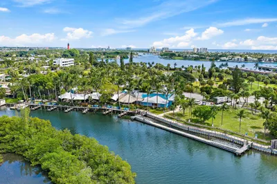 400 N HIGHWAY A1A #33 1