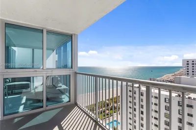 2655 Collins Ave #PH06/08 1