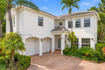20000 NE 36th Pl 1