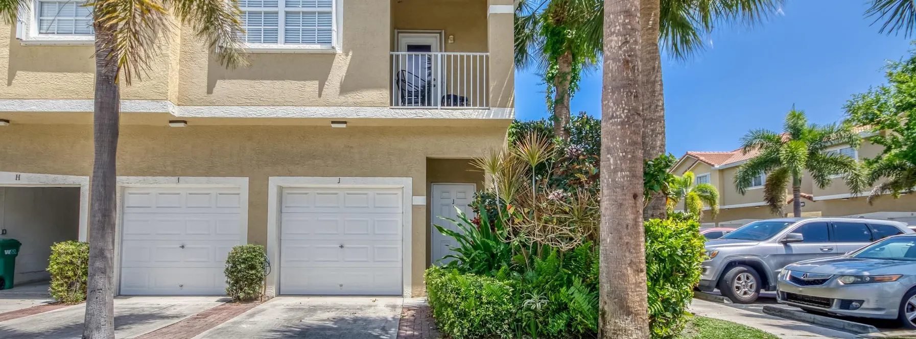 Just Listed | 112 Lighthouse Circle #J