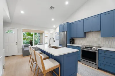 1374 Coral Park Lane #803 1