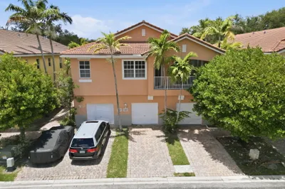 3261 Scarletta Drive 1