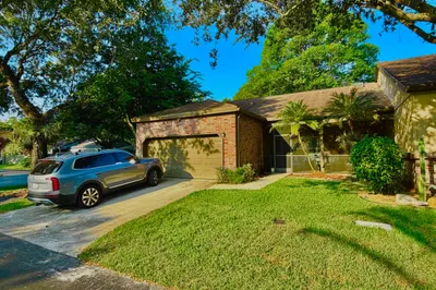 6603 Stratford Drive 1