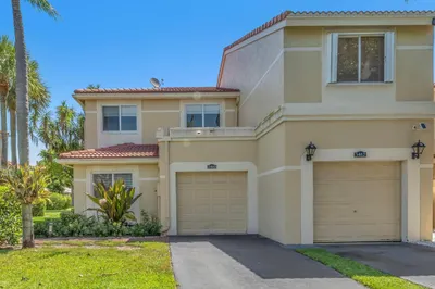 3460 DEER CREEK PALLADIAN Circle #3460 1