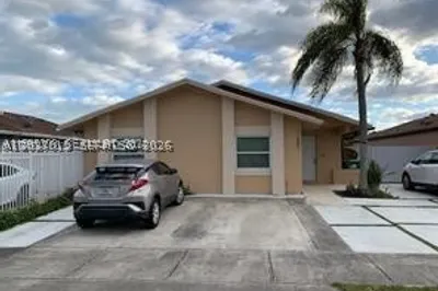 11882 SW 209th Ter 1
