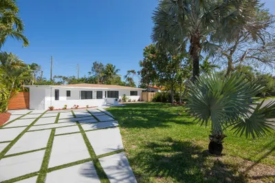 3000 NE 21 Ter Terrace E 1