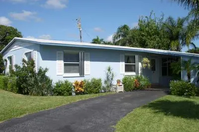 300 E Whitney Drive 1