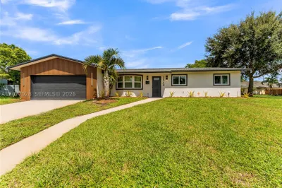 3940 NW 5th St 1