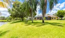 13860 SW 40th St Photo