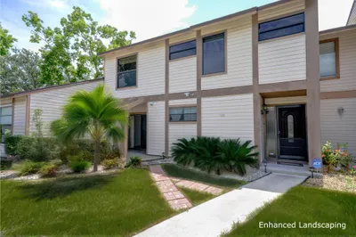 122 Sherwood Circle #10b 1