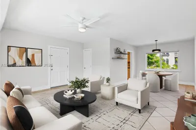 125 Edgewater Dr #14 1