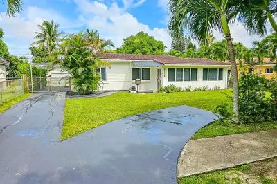 18321 NE 20th Place 1