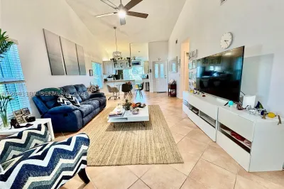 11078 SE Sea Pines Cir 1