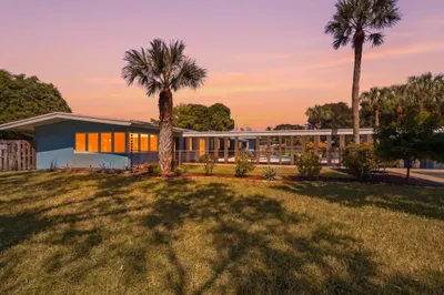 4501 E Country Club Circle 1