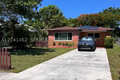 124 NW 6th Ave 1