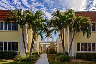 1309 Bayshore Drive #203 1