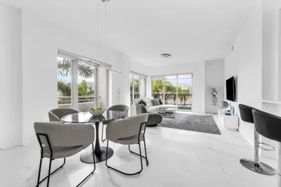 155 E Boca Raton Road #303 1