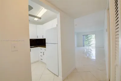855 Euclid Ave #303 1