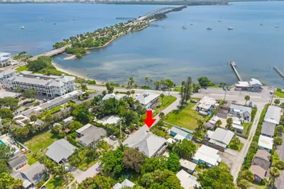 1790 NE Mango Terrace 1