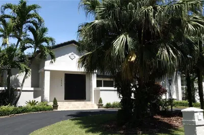 16350 SW 77th Ct 1