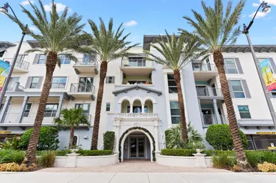 4511 El Mar Dr #307 1