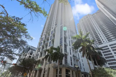 1060 Brickell Ave #2601 1