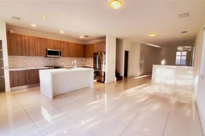 7210 NW 103rd Path 1