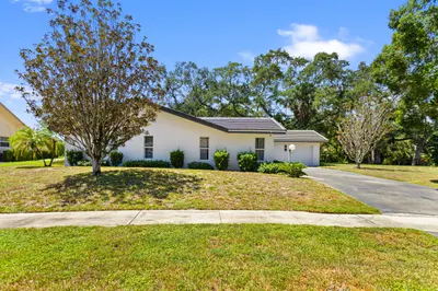 1050 SW 1st Street 1