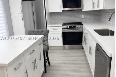 8212 S Coral Cir 1